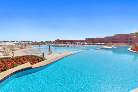 Zwembad van Pickalbatros Laguna Vista