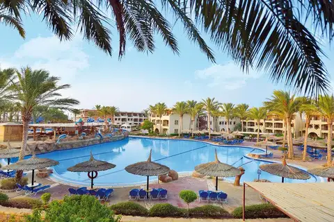 Zwembad van Sea Beach Aqua Park Resort