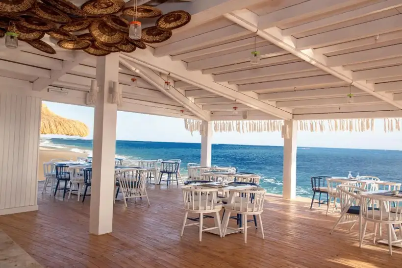 Strandtent van Sunrise Remal Beach