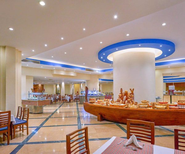 Buffet Restaurant van hotel Parrotel Beach Resort